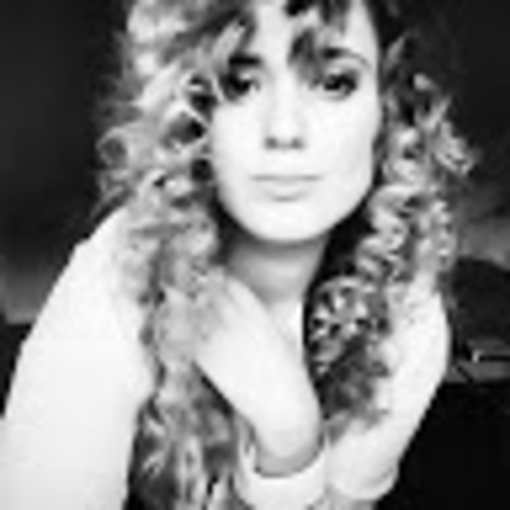 Meet your Posher, Yuliya